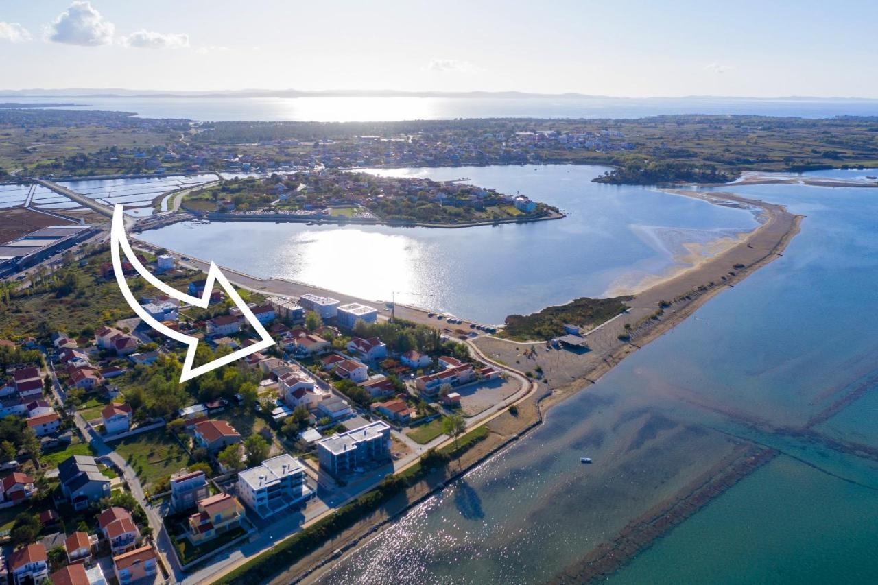 Apartments By The Sea Nin, Zadar - 5838 المظهر الخارجي الصورة